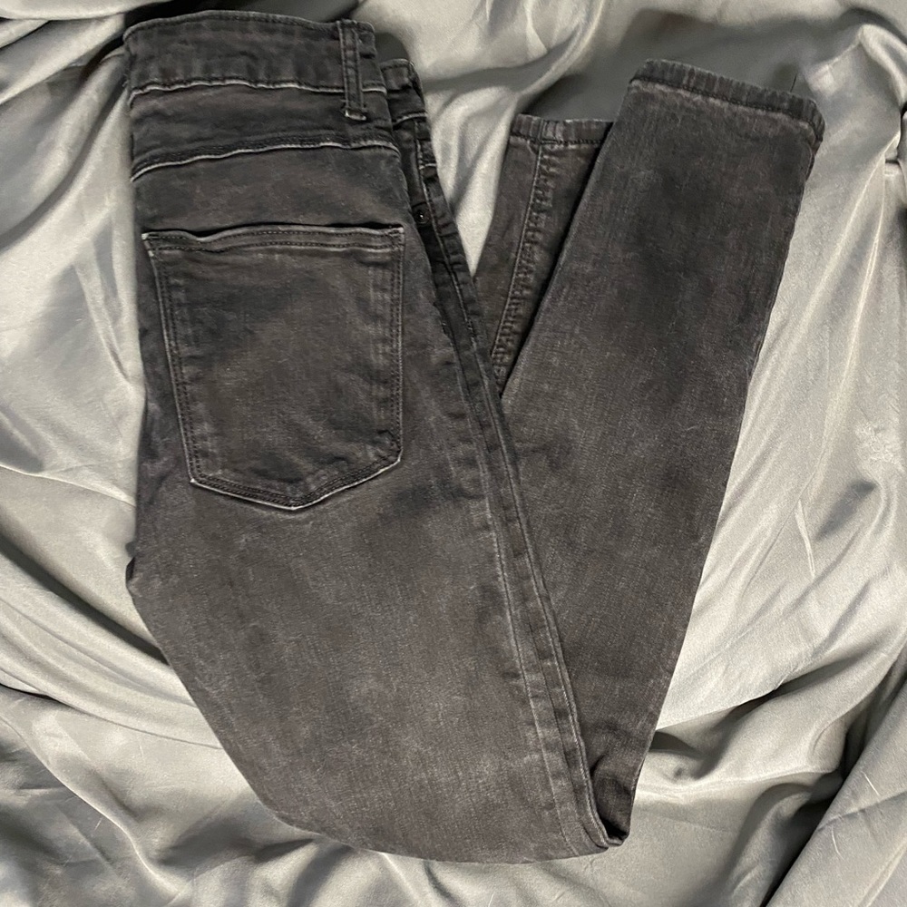 Zara black ankle skinny pants​​​​​​​​​​​​​​​​​​​​​​​